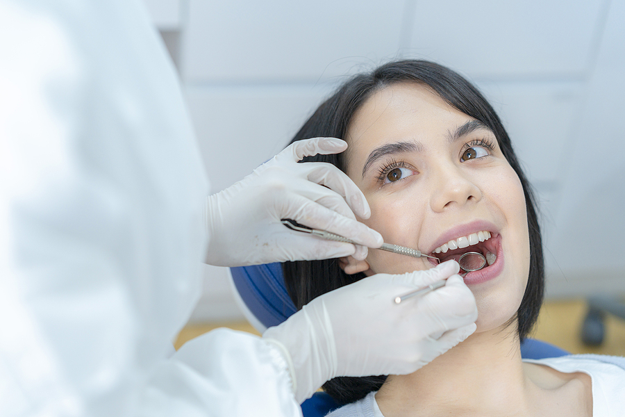 What Does a Cavity Feel Like? Understanding the Symptoms and When to Seek Treatment